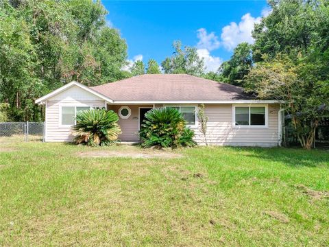 Photo of 4109 282nd Terrace, Branford, FL 32008 (MLS # GC534135) Photo of 4109 282nd Terrace, Branford, FL 32008 (MLS # GC534135)