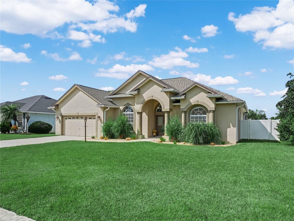 Photo of 319 Terranova Boulevard, Winter Haven, FL 33884 (MLS # S5136104)