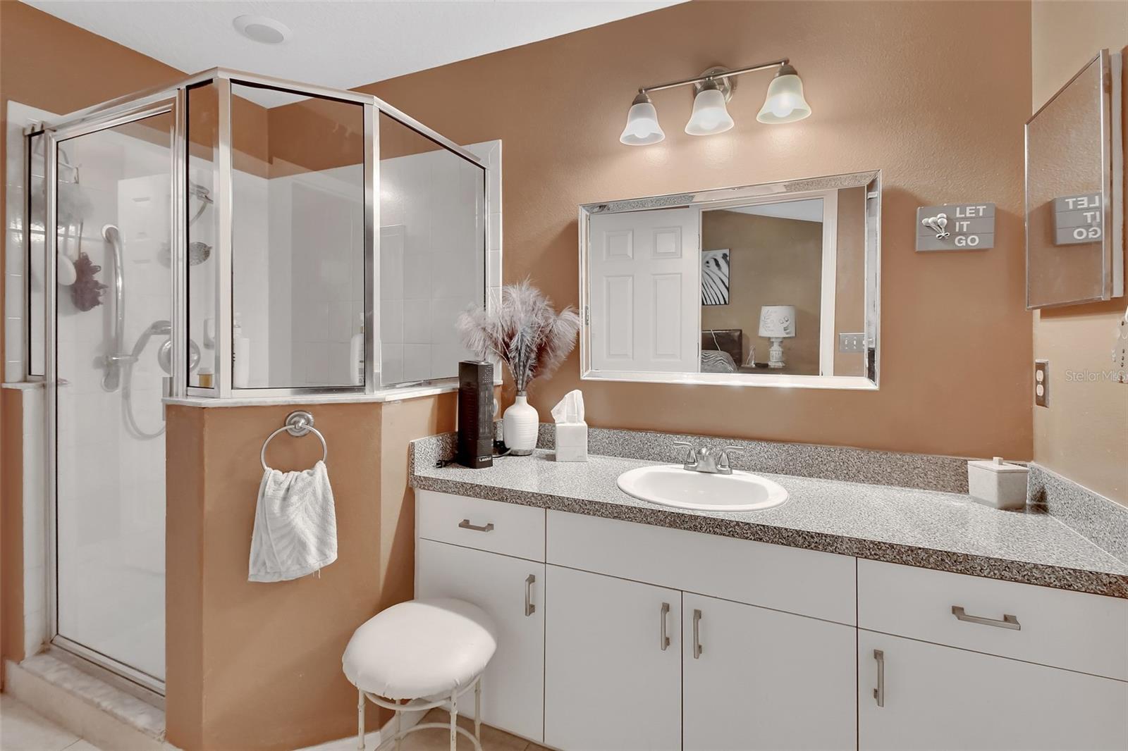 ORANGE CITY ESTATES - Residential