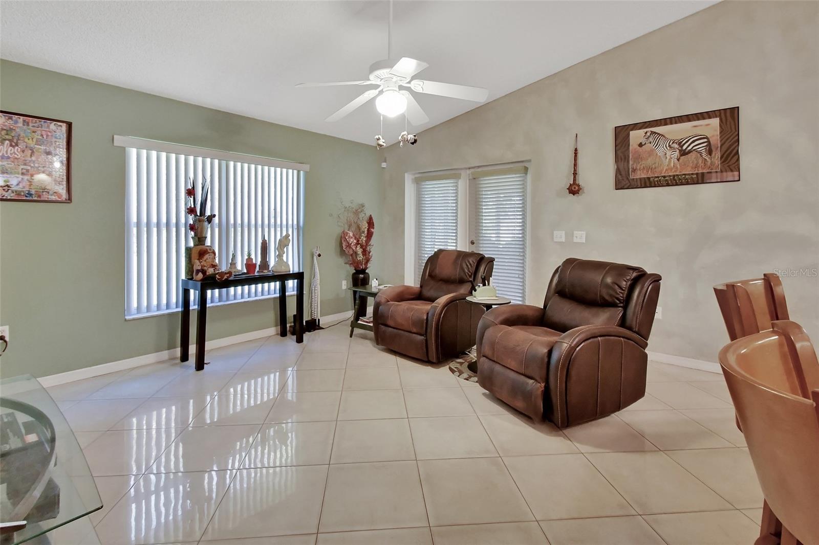 ORANGE CITY ESTATES - Residential