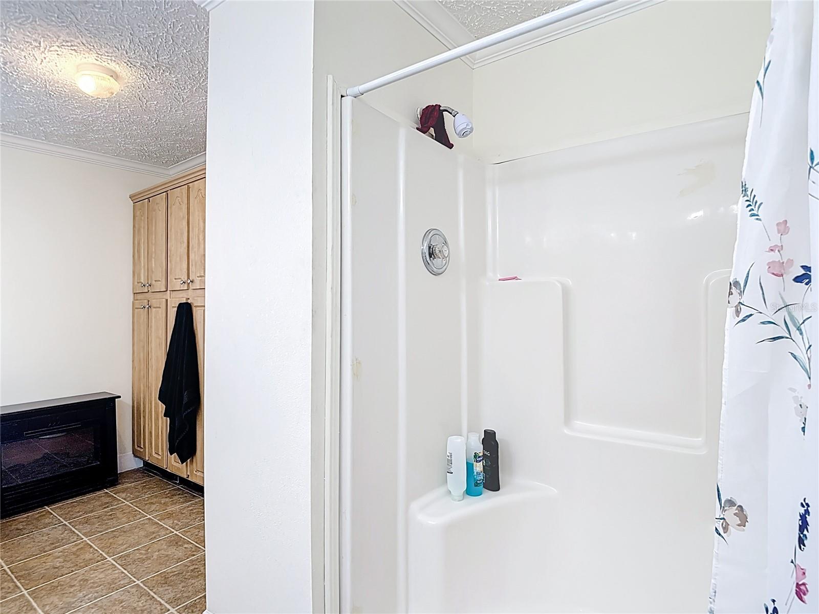 HUDSON HILLS - Residential