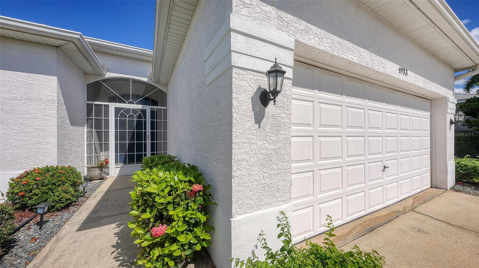 4933 THAMES LANE, SARASOTA, FL, 34238 4 4933 THAMES LANE