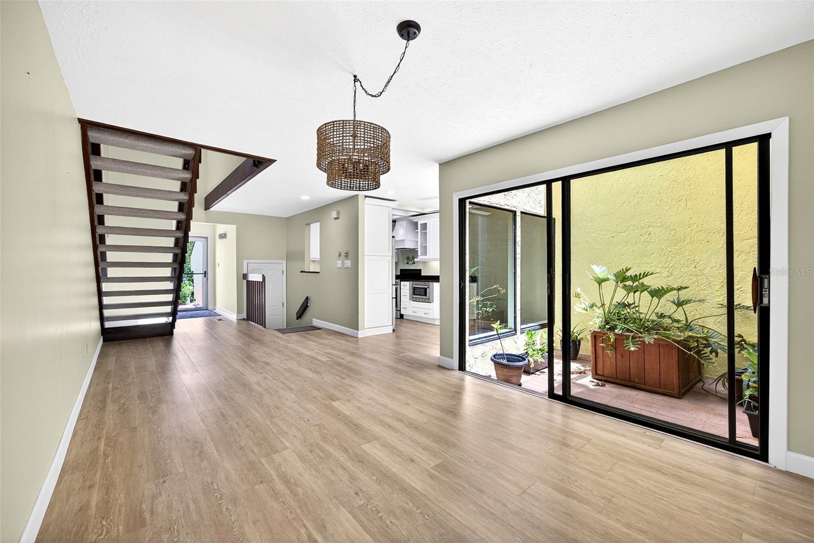 25188 MARION AVENUE 1006
