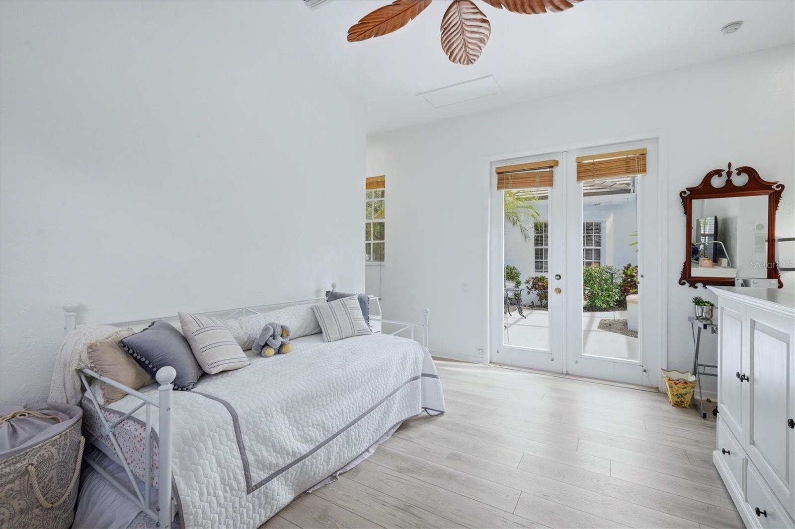 UNIVERSITY PARK - Residential