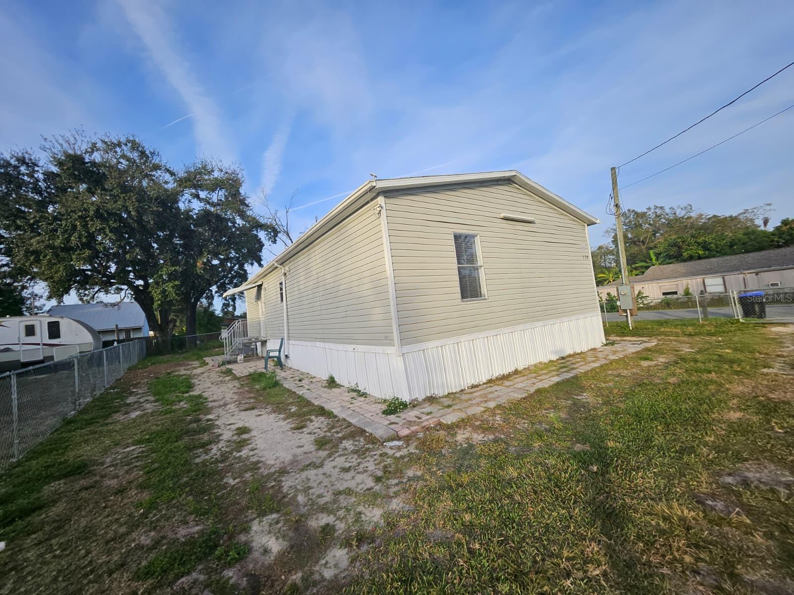 TOWN/TRAFT TIER 3 - Residential Lease