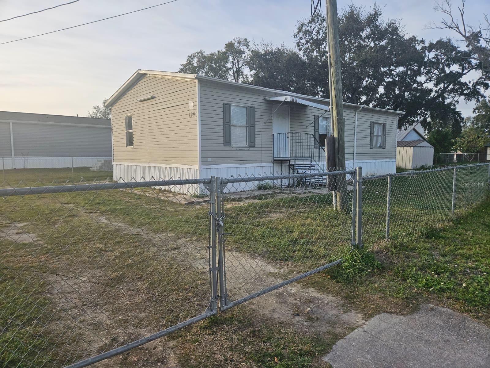 TOWN/TRAFT TIER 3 - Residential Lease