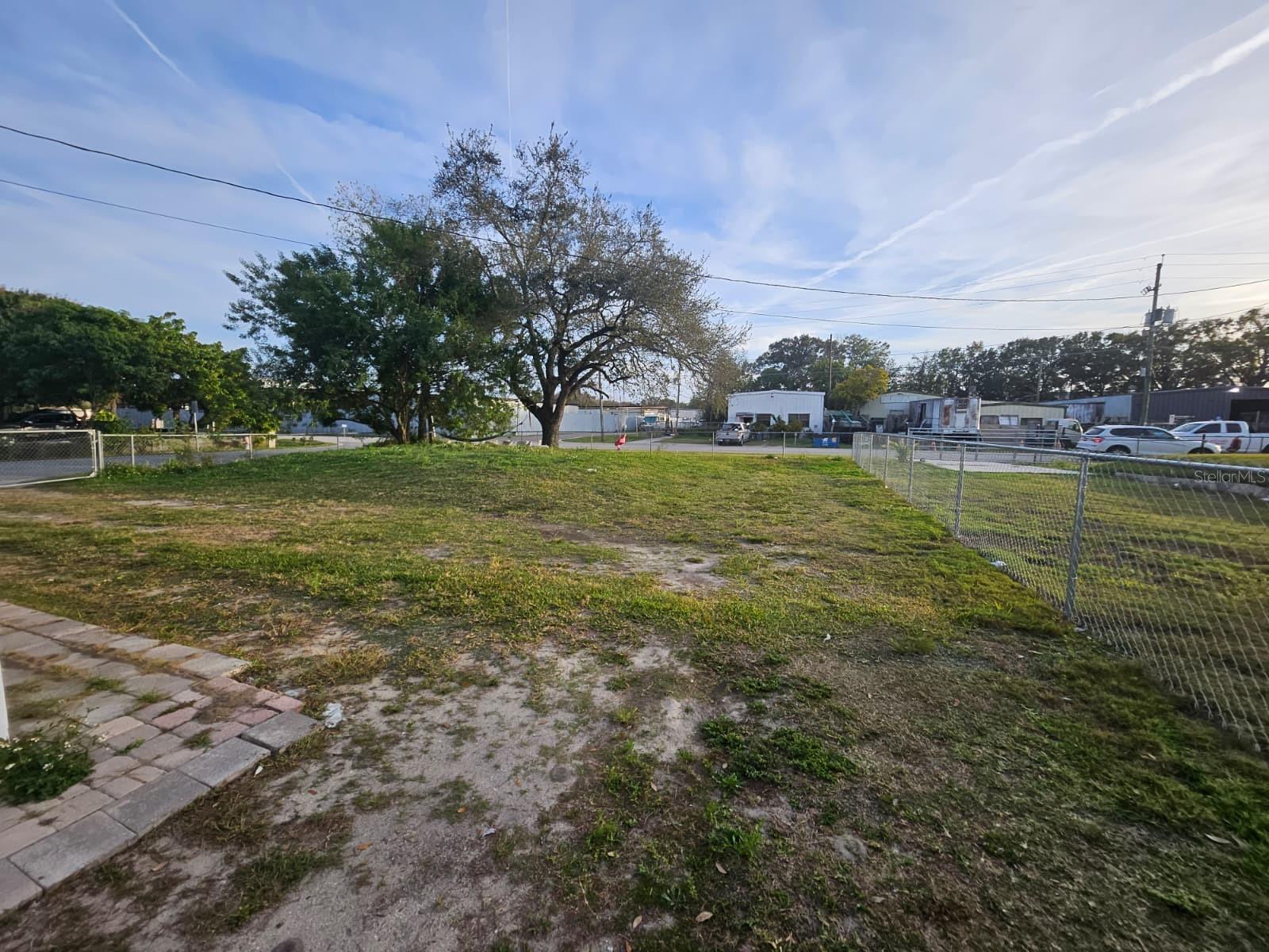 TOWN/TRAFT TIER 3 - Residential Lease