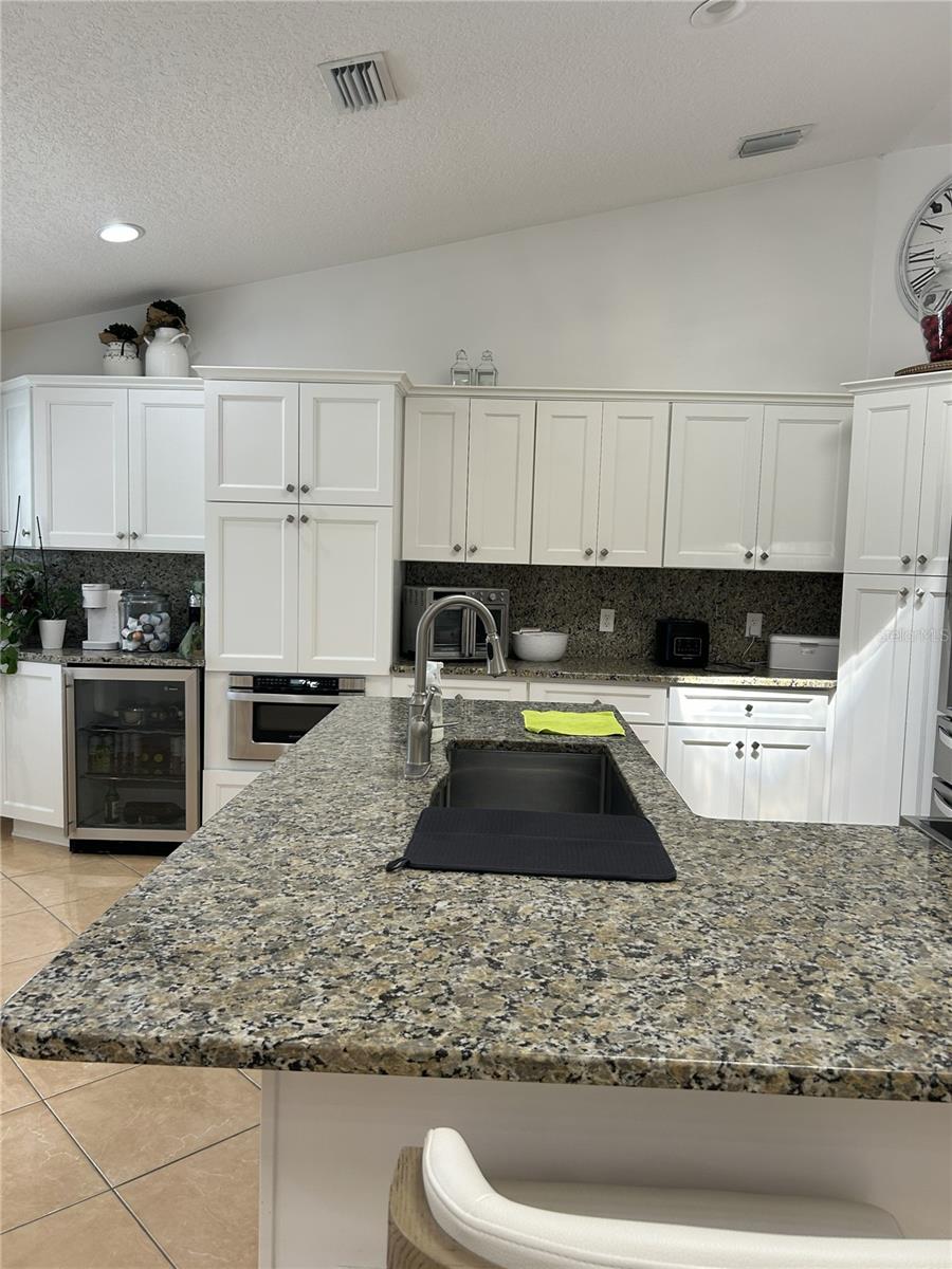 CANOE CREEK WOODS UNIT 10 - Residential Lease