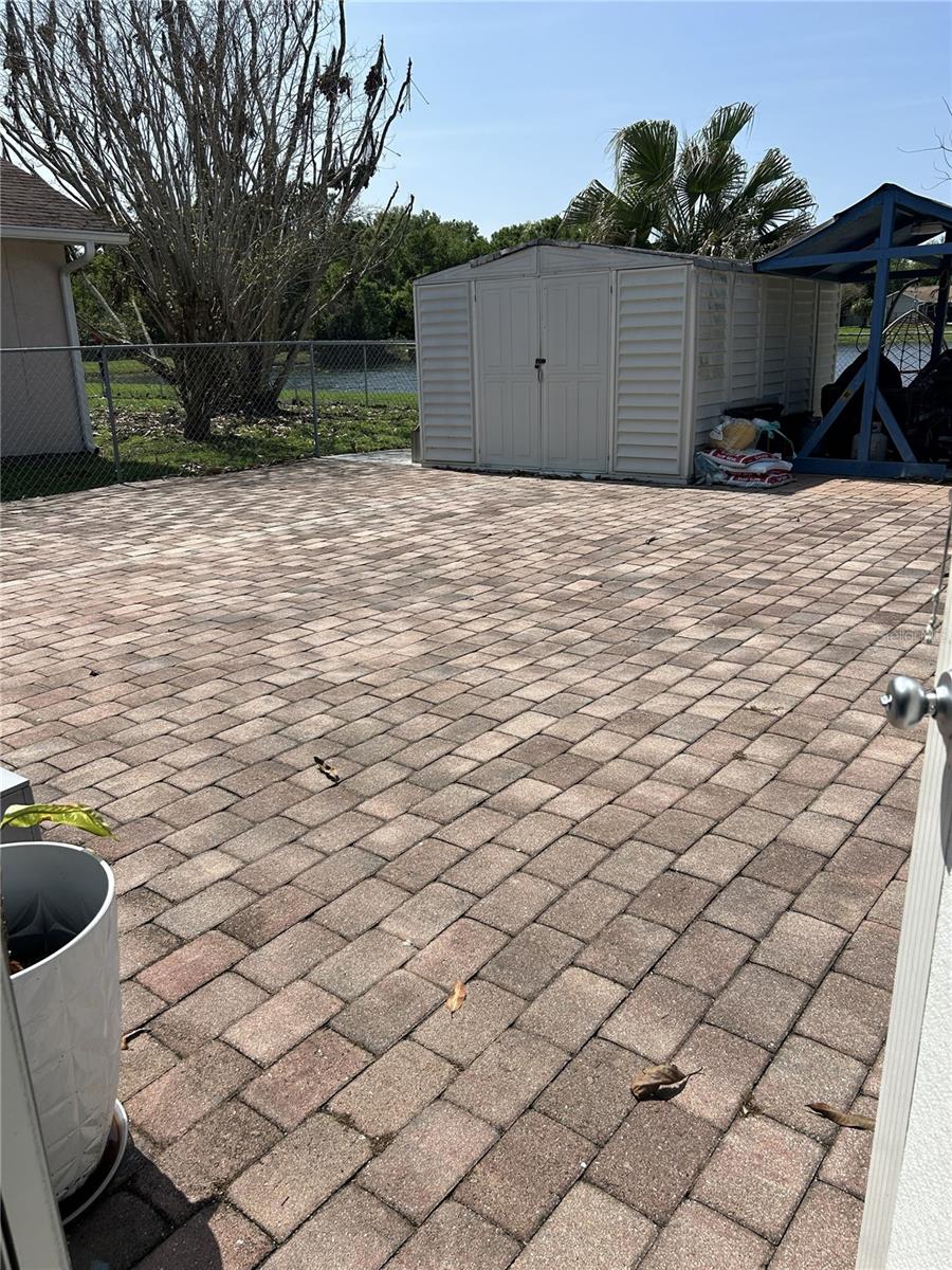 CANOE CREEK WOODS UNIT 10 - Residential Lease