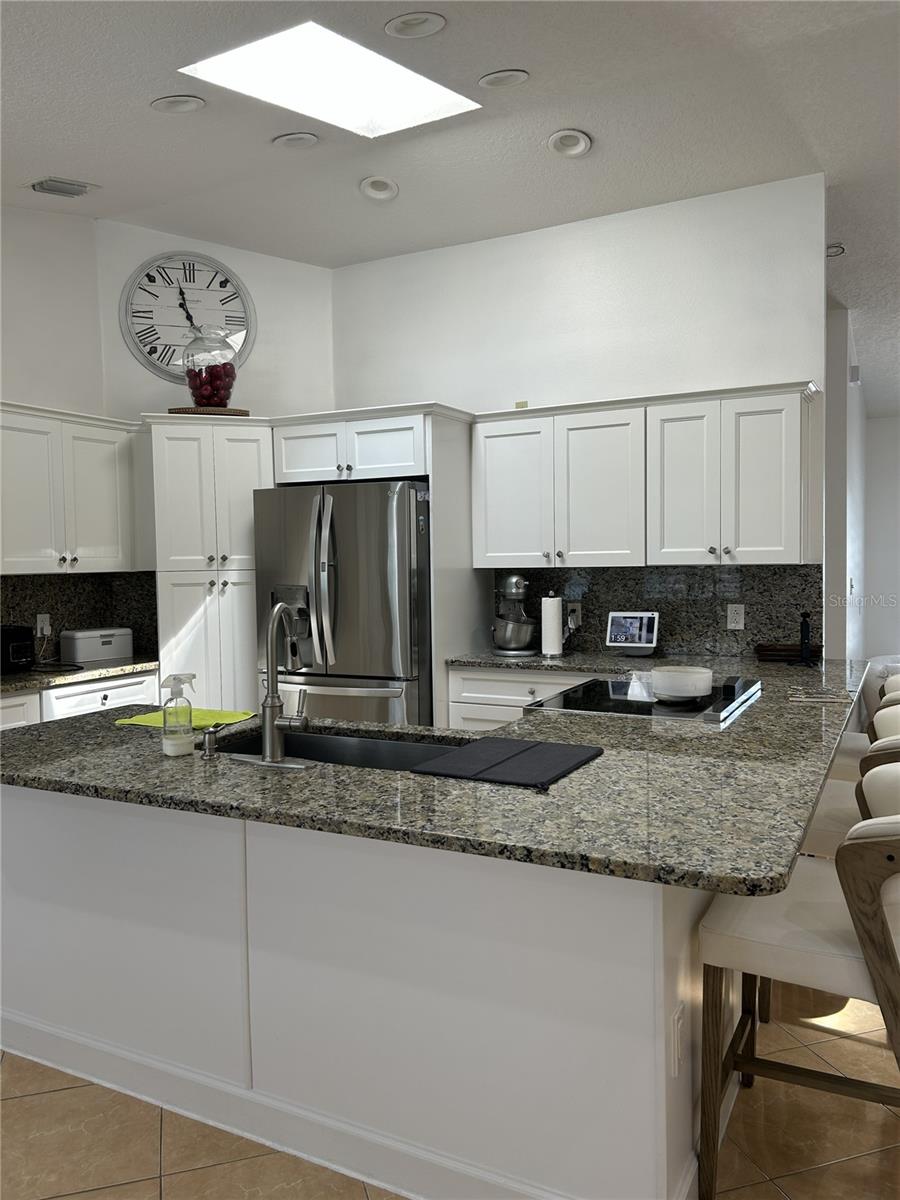 CANOE CREEK WOODS UNIT 10 - Residential Lease