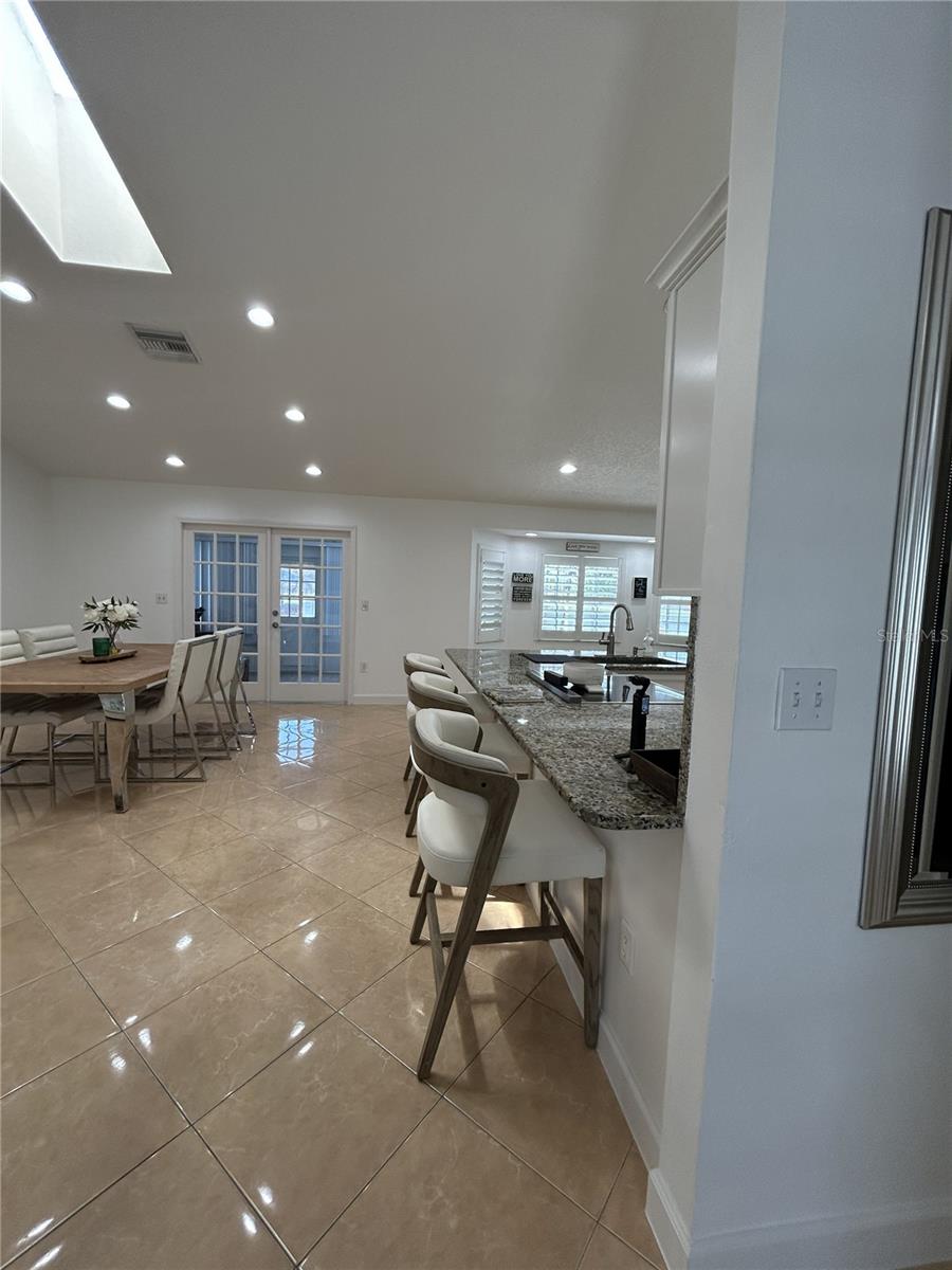 CANOE CREEK WOODS UNIT 10 - Residential Lease