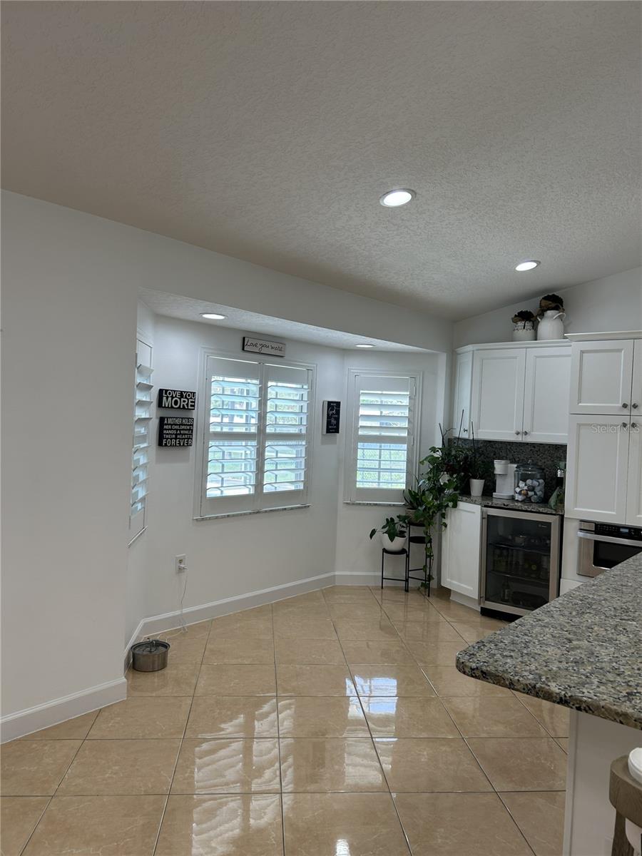 CANOE CREEK WOODS UNIT 10 - Residential Lease