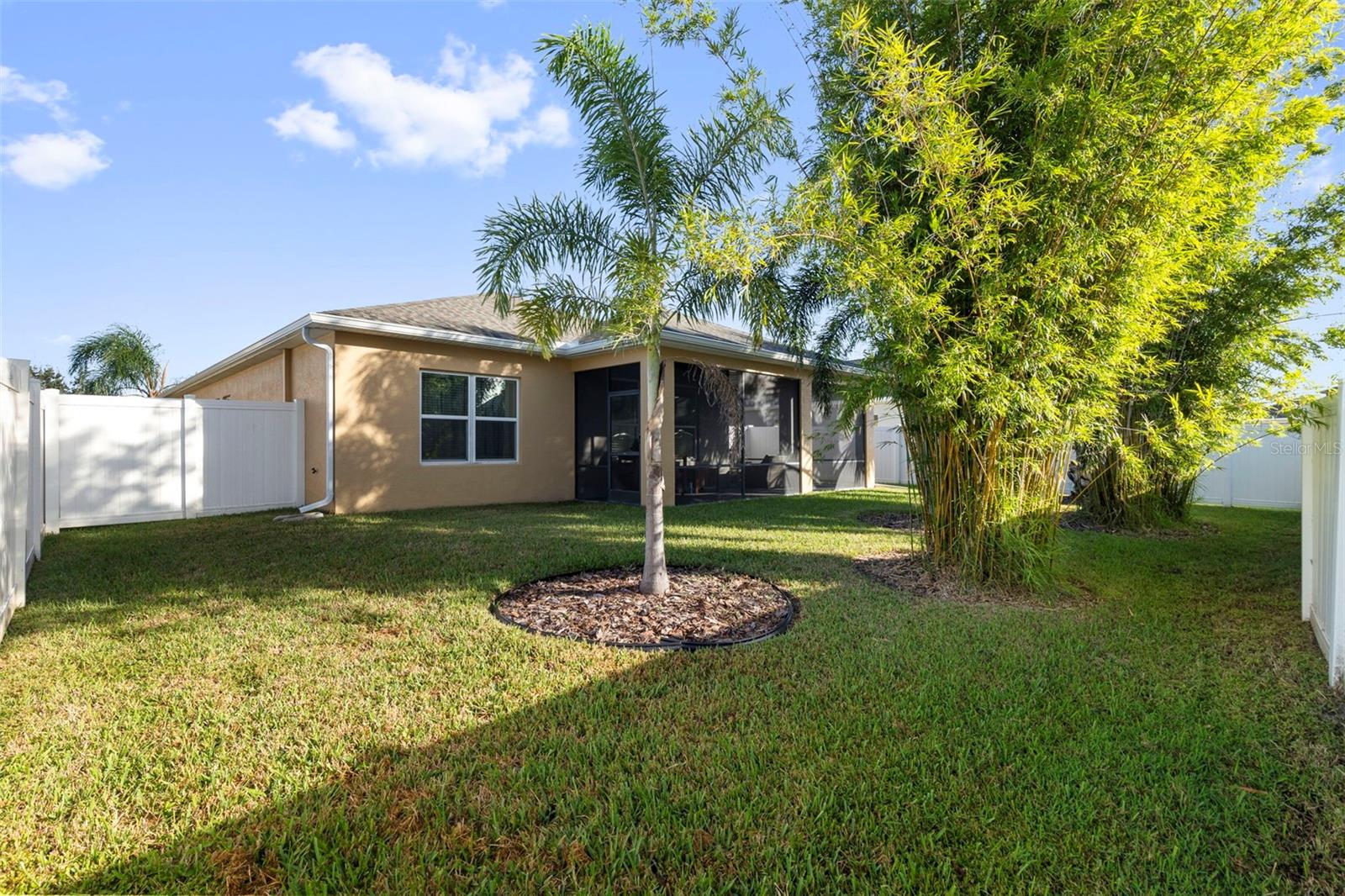 CREEKSIDE PRESERVE II - Residential Lease