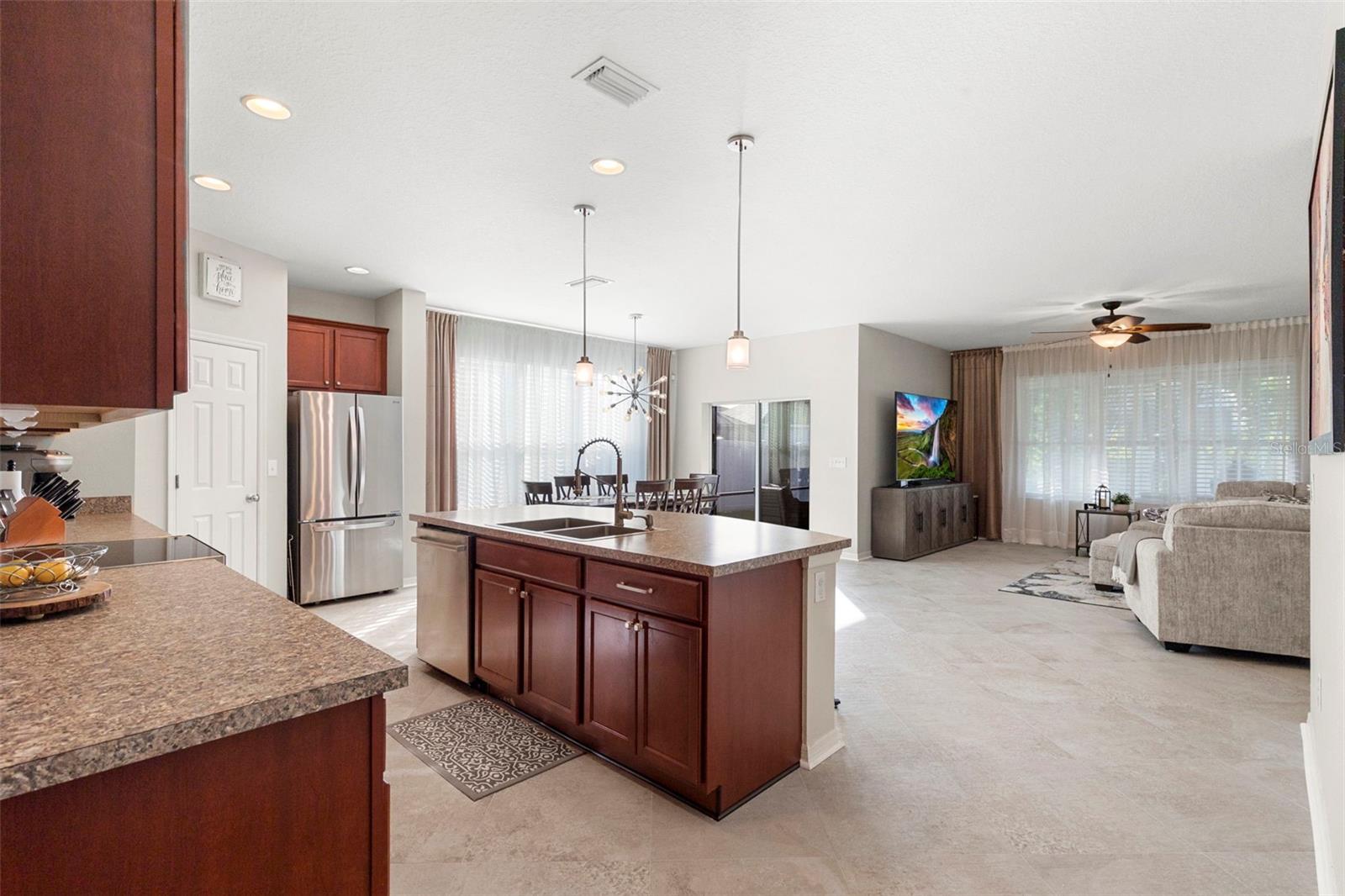 CREEKSIDE PRESERVE II - Residential Lease