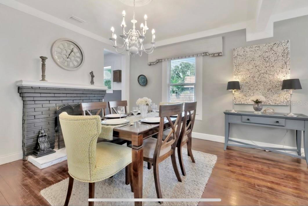 609 W NORTH BAY - Residential