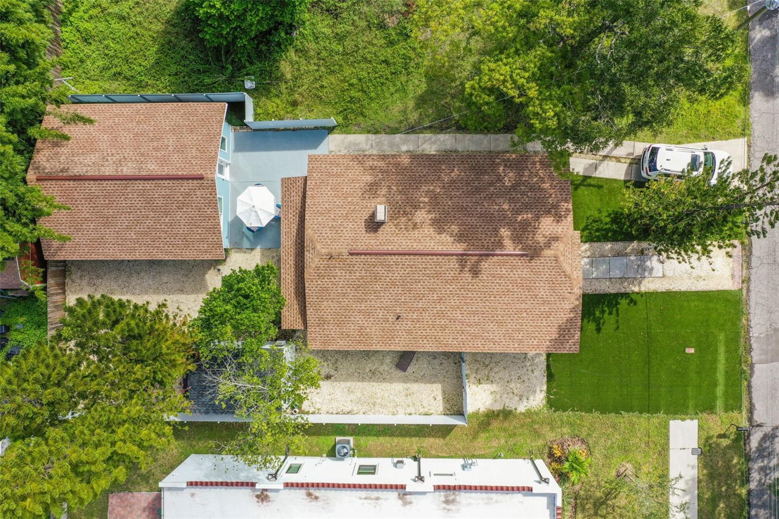 609 W NORTH BAY - Residential