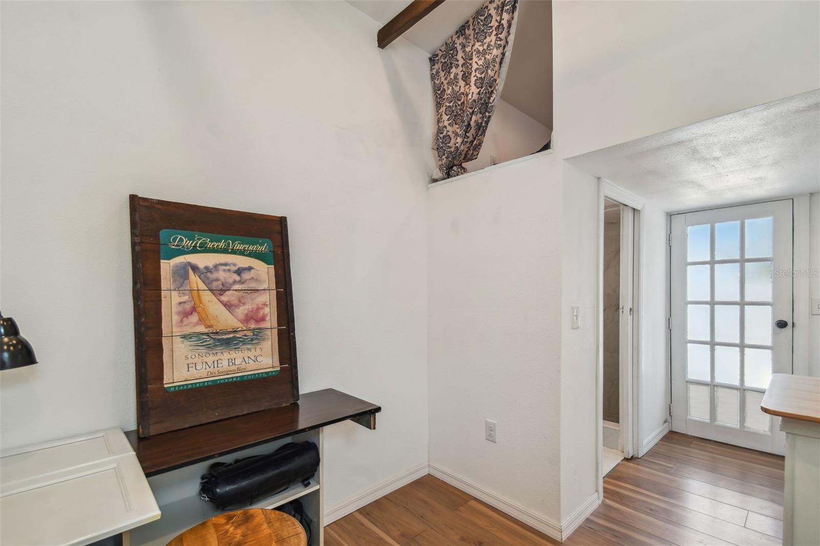 609 W NORTH BAY - Residential