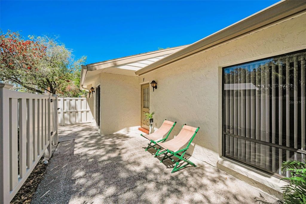 Photo of 1333 Shady Pine Way #F, Tarpon Springs, FL 34688 (MLS # TB8525963)