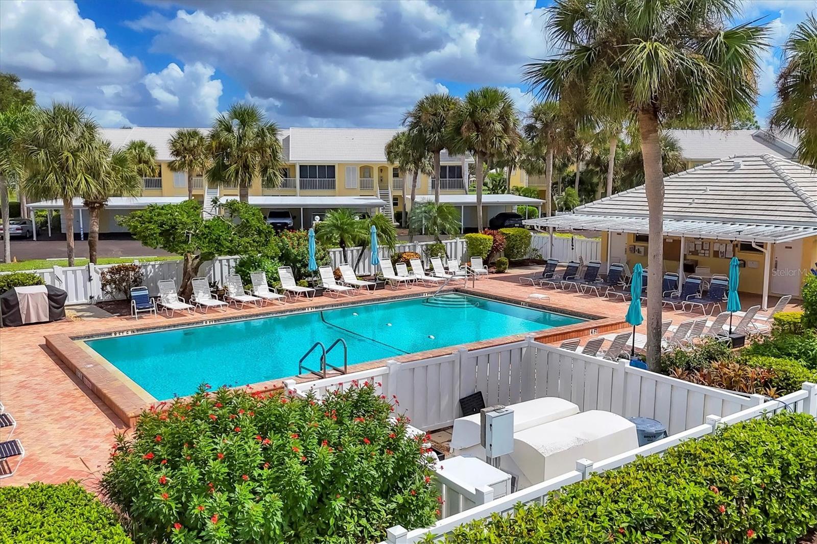 WESTCHESTER GARDENS AT THE PLANTATION - Residential