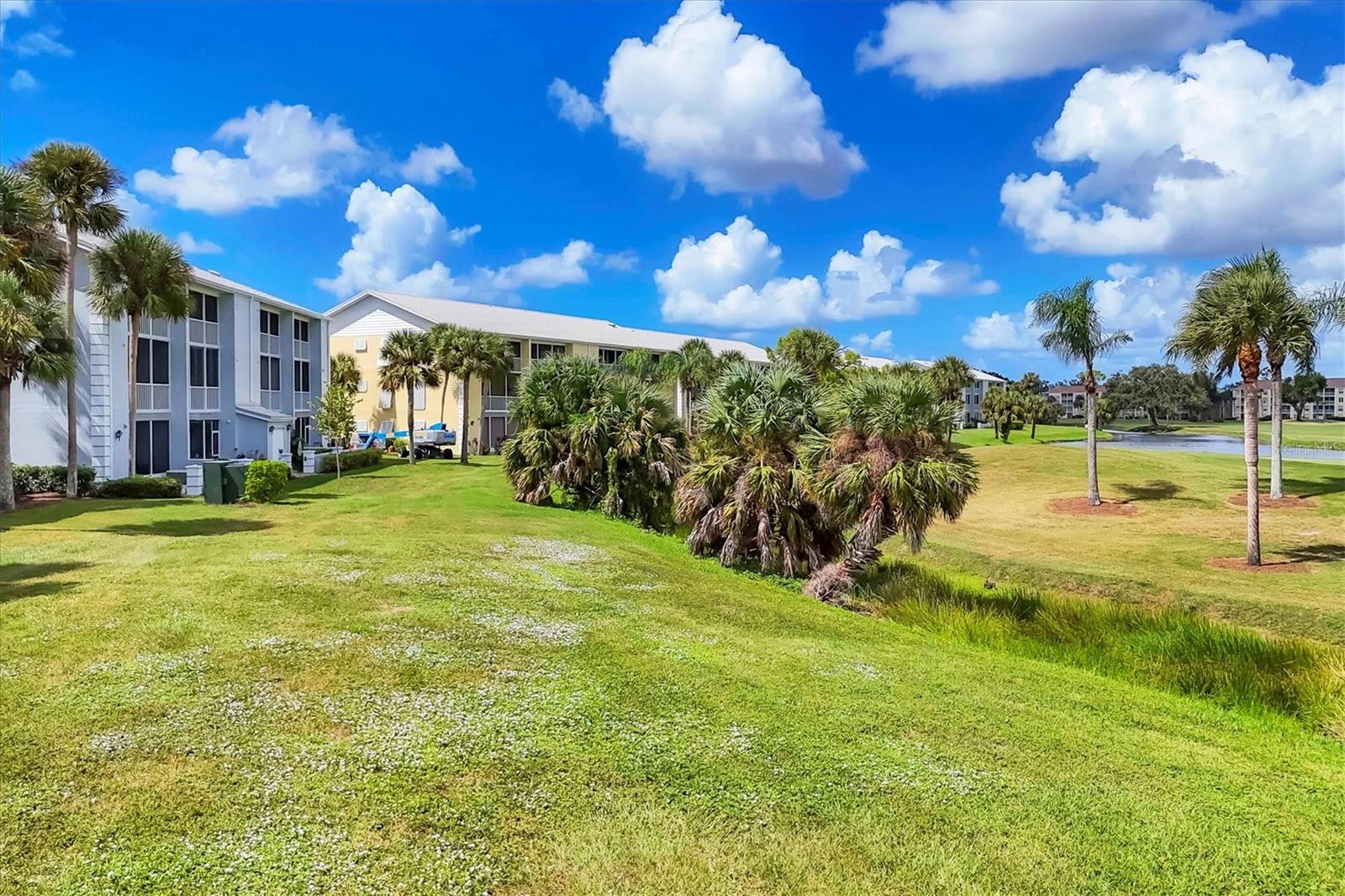 WESTCHESTER GARDENS AT THE PLANTATION - Residential