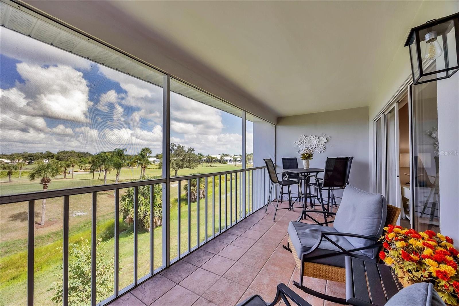 WESTCHESTER GARDENS AT THE PLANTATION - Residential