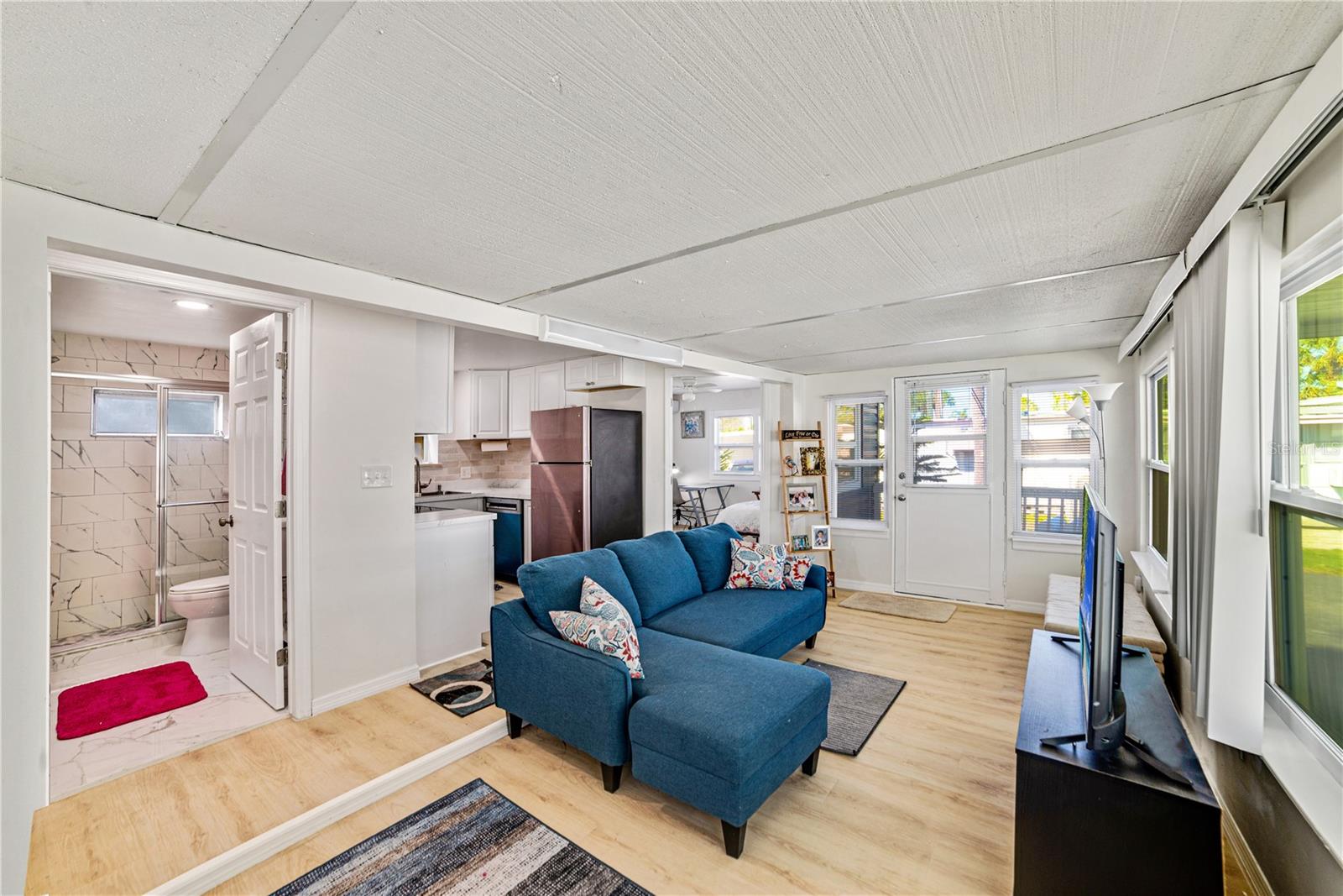 SEA HORSE MOBILE HOME PARK - Residential