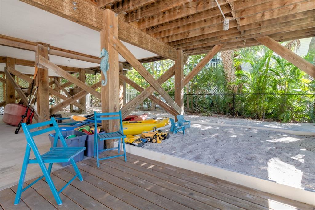 PALM ISLAND ESTATES UN 4 - Residential Lease