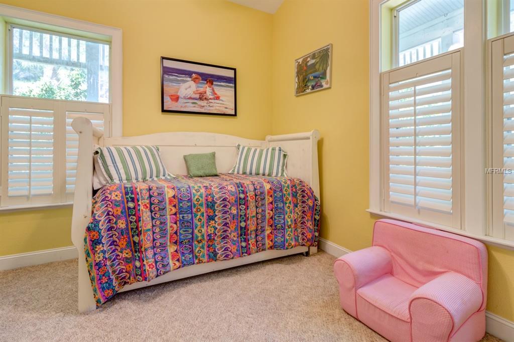 PALM ISLAND ESTATES UN 4 - Residential Lease