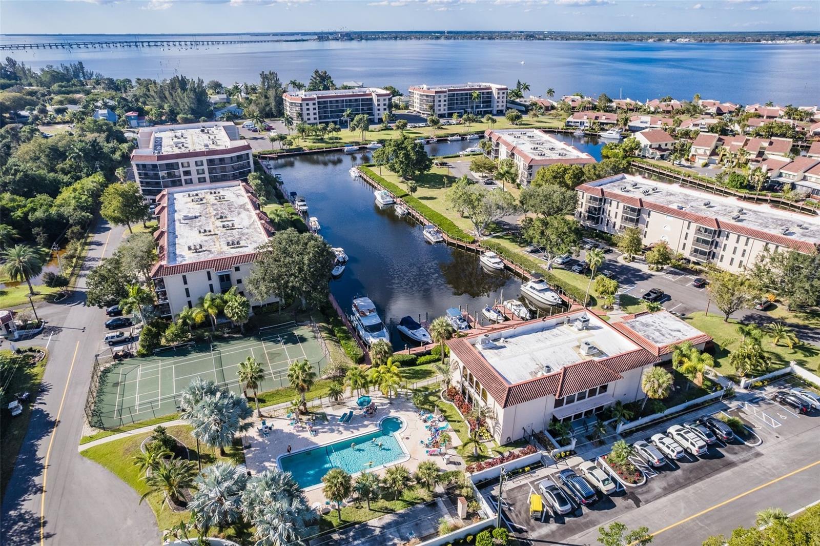 EMERALD POINTE PH 01 - Residential