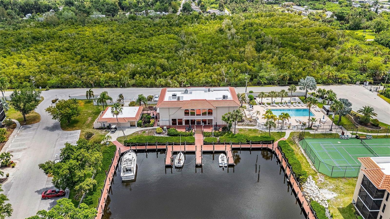 EMERALD POINTE PH 01 - Residential