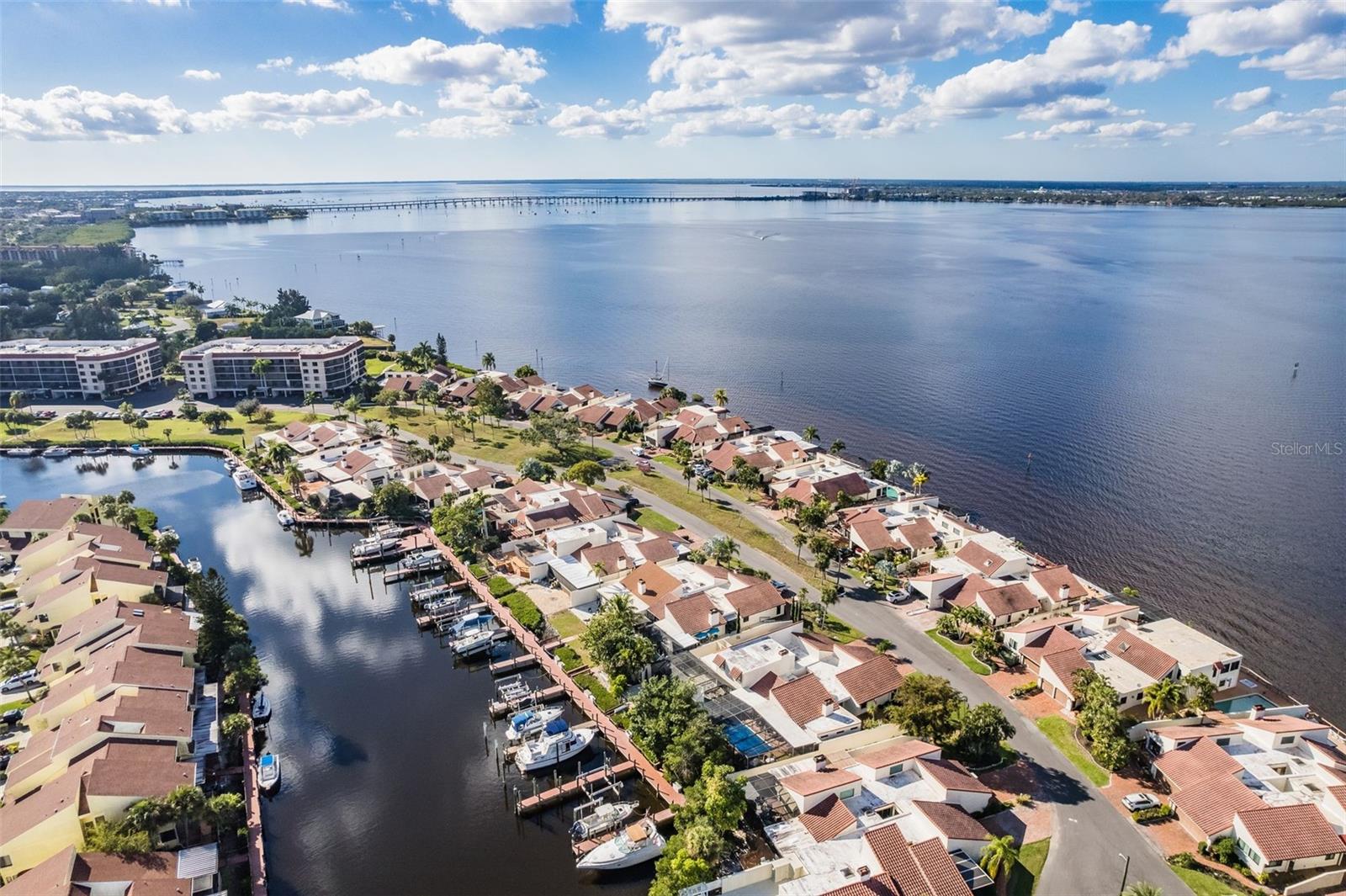 EMERALD POINTE PH 01 - Residential