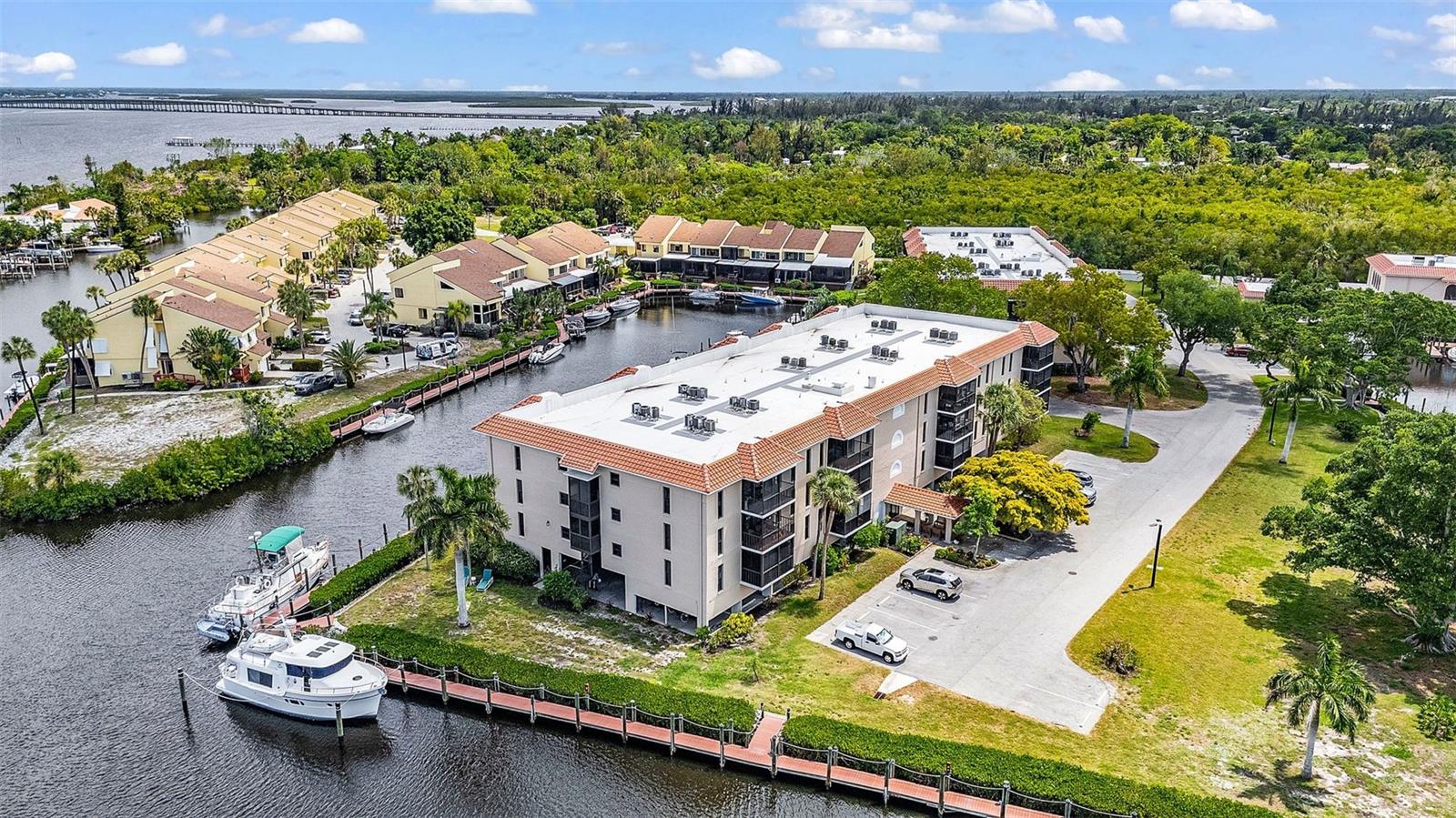 EMERALD POINTE PH 01 - Residential