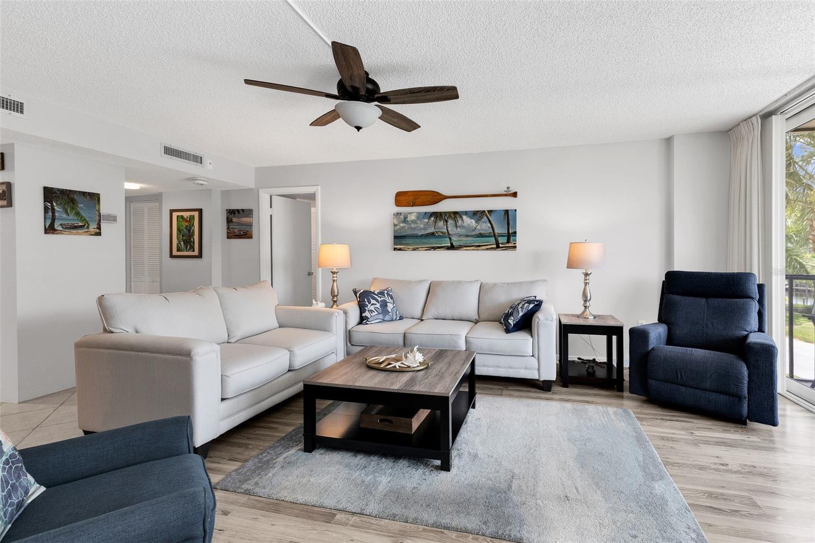 EMERALD POINTE PH 01 - Residential