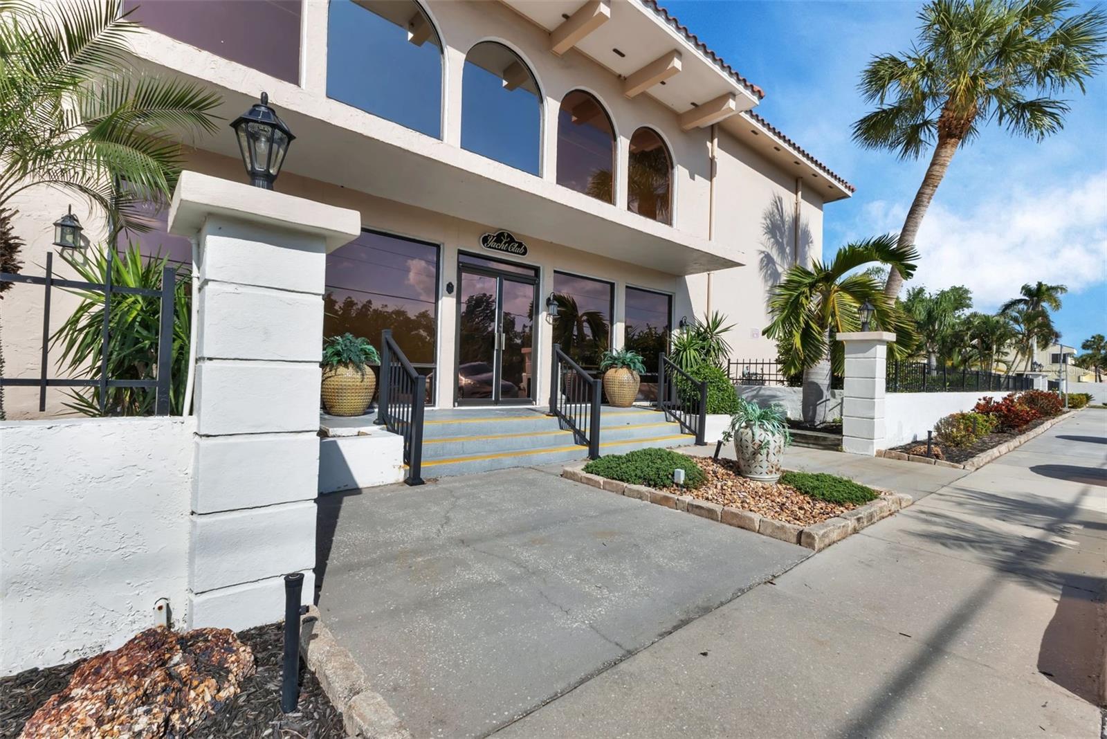 EMERALD POINTE PH 01 - Residential