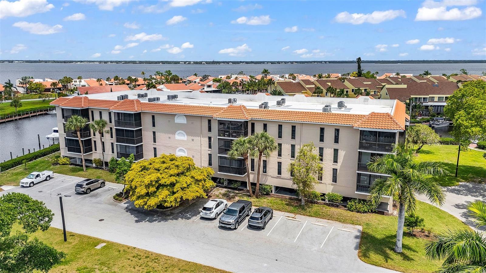 EMERALD POINTE PH 01 - Residential