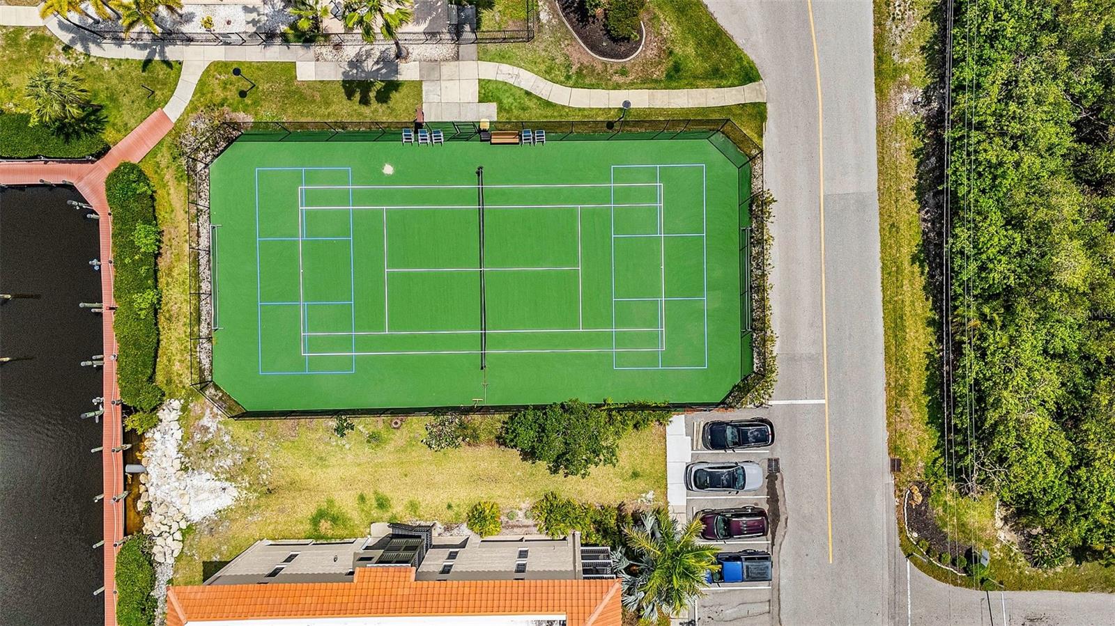 EMERALD POINTE PH 01 - Residential