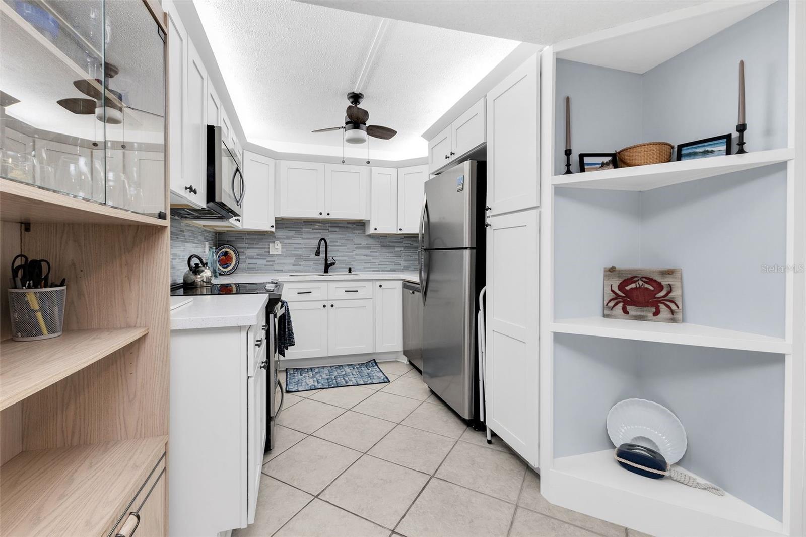 EMERALD POINTE PH 01 - Residential