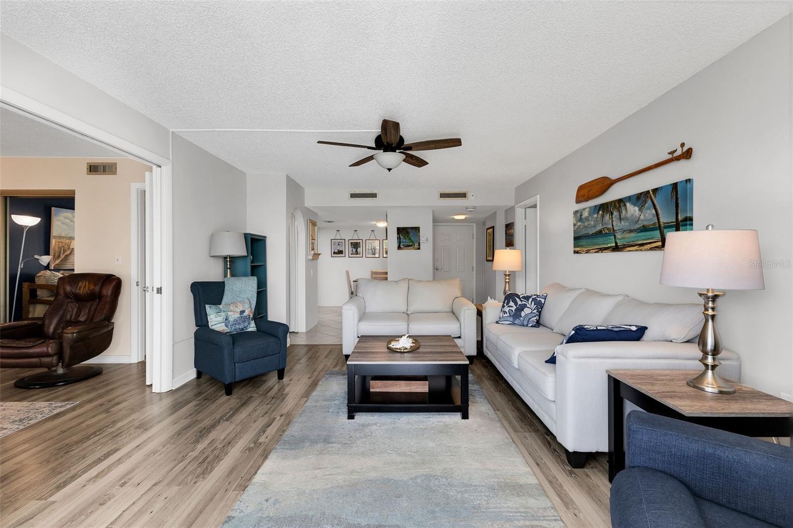 EMERALD POINTE PH 01 - Residential