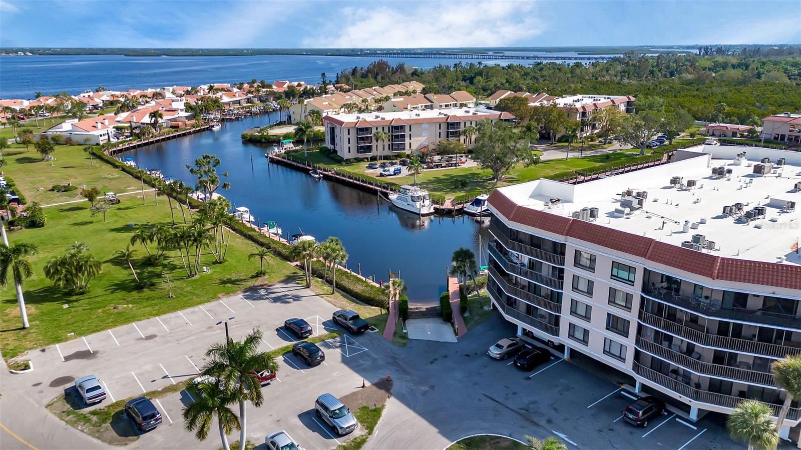 EMERALD POINTE PH 01 - Residential