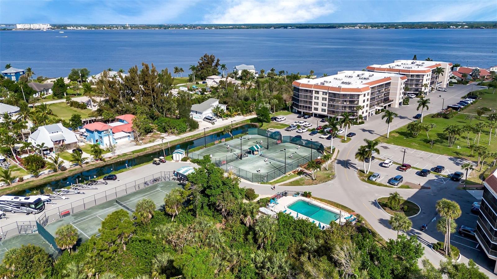 EMERALD POINTE PH 01 - Residential