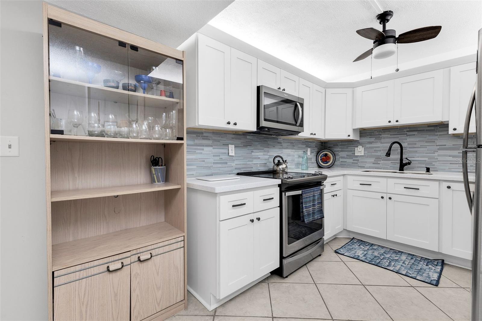 EMERALD POINTE PH 01 - Residential