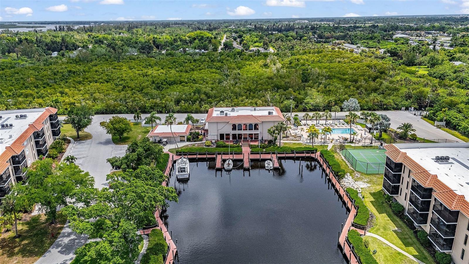 EMERALD POINTE PH 01 - Residential