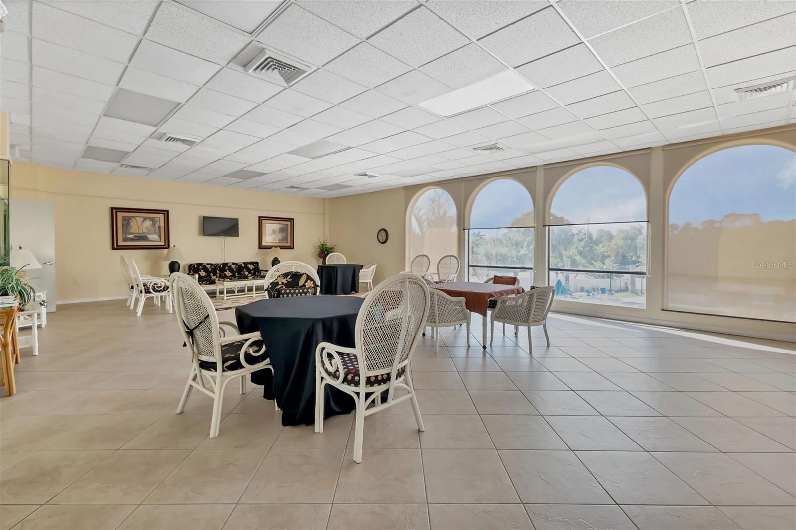 EMERALD POINTE PH 01 - Residential