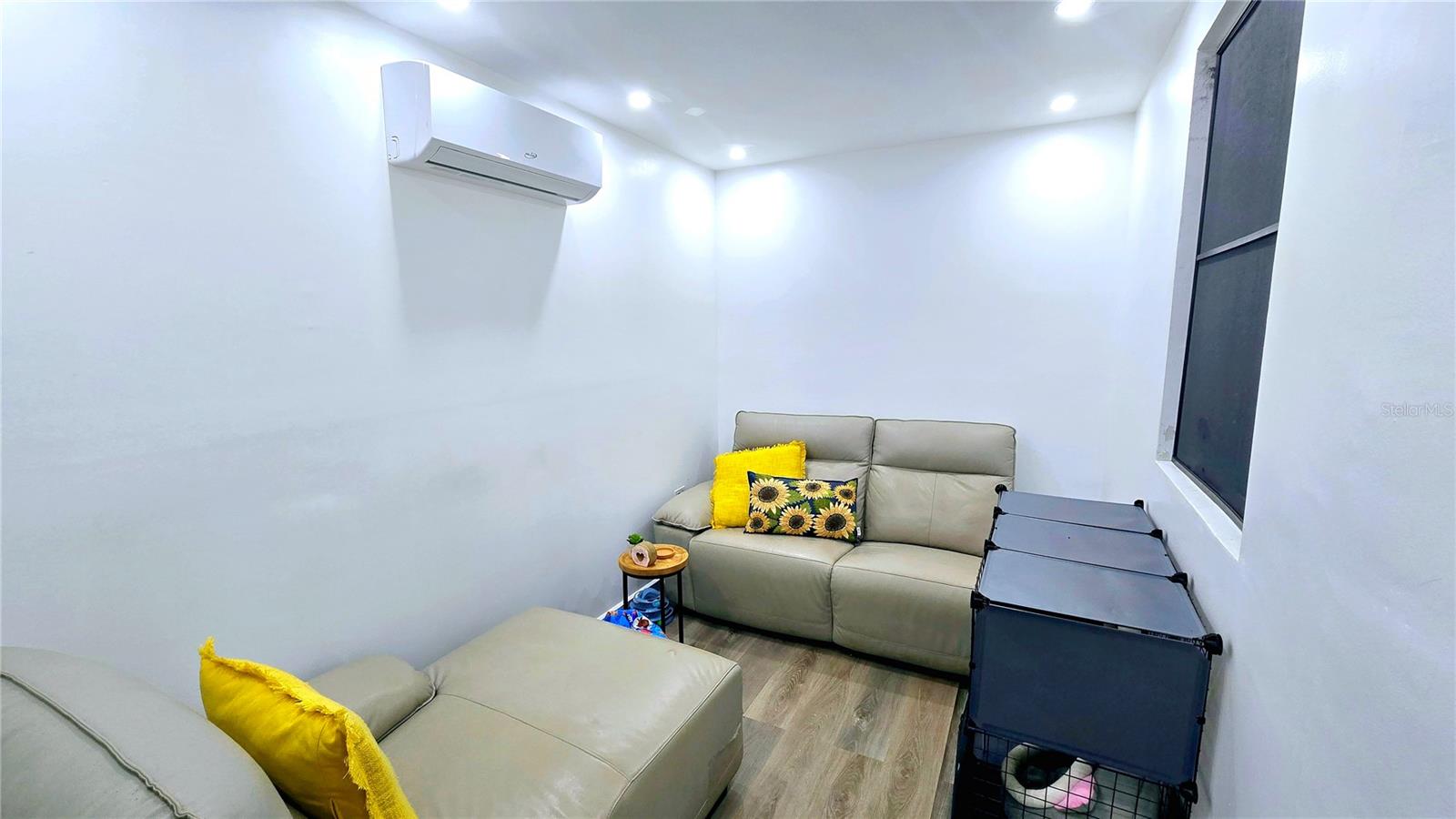 BO. PINAS SECTOR LA LOMA - Residential