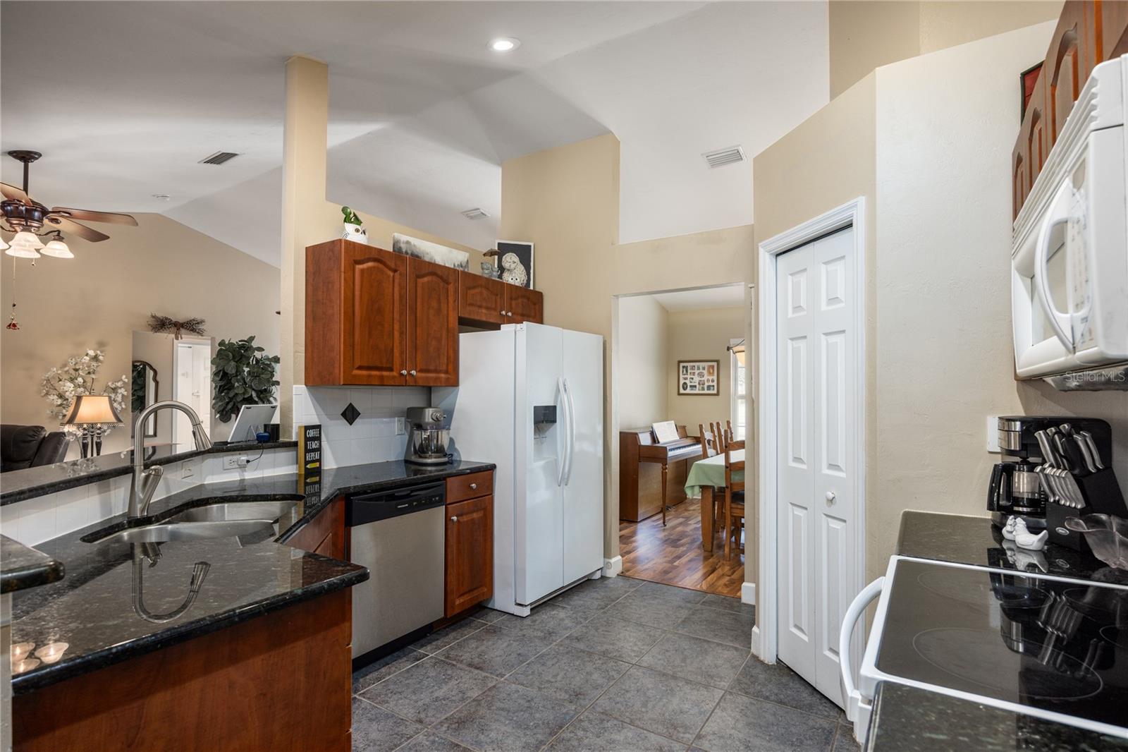 NEWBERRY OAKS PH 5 - Residential