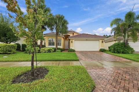 Photo of 5014 Sandy Brook Circle, Wimauma, FL 33598 (MLS # TB8556234)