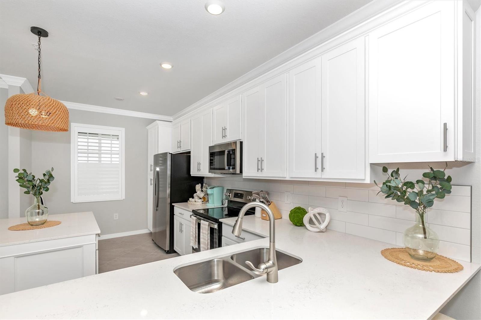 WELLEN PARK GOLF & COUNTRY CLUB - Residential Lease