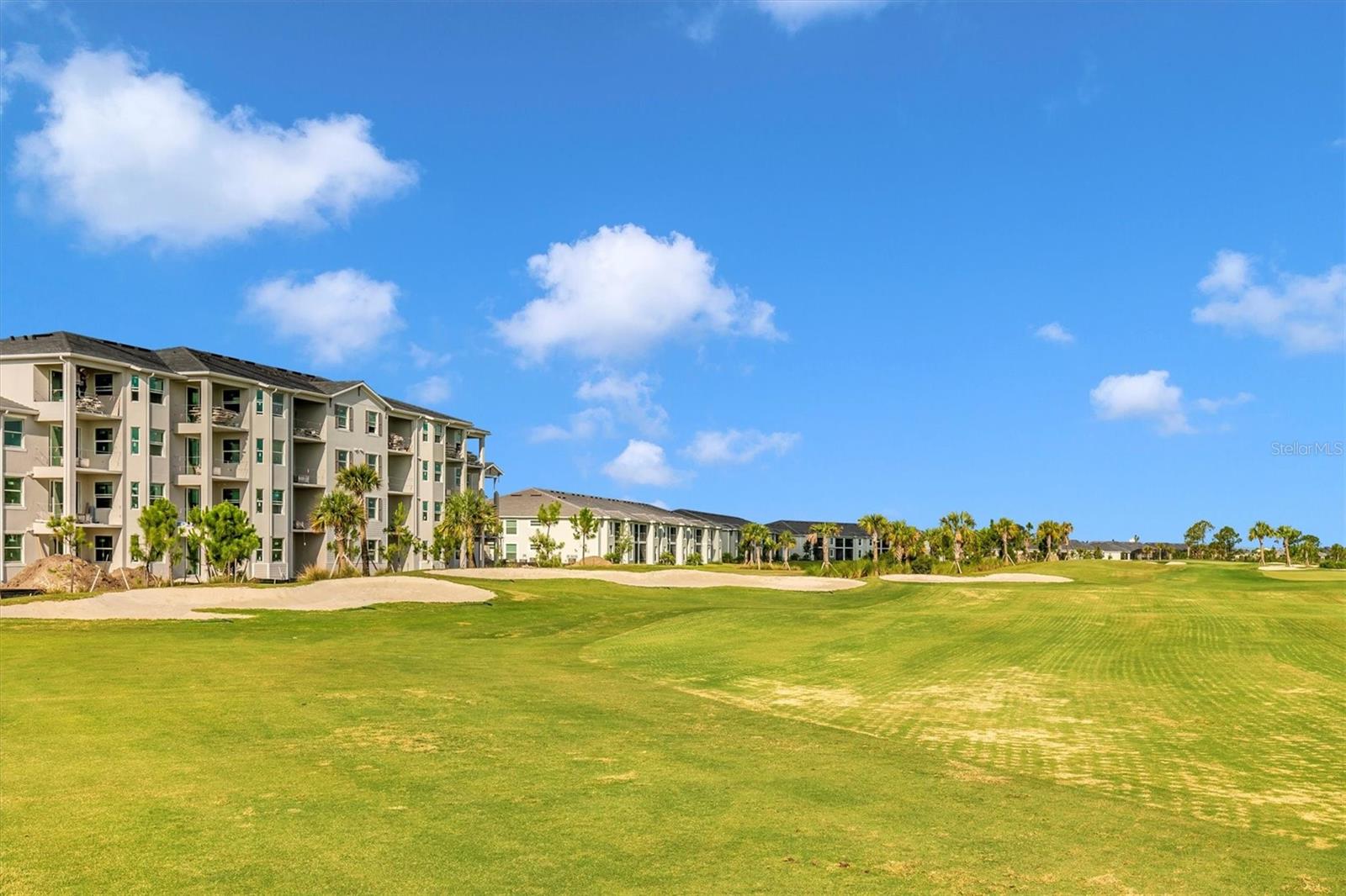 WELLEN PARK GOLF & COUNTRY CLUB - Residential Lease