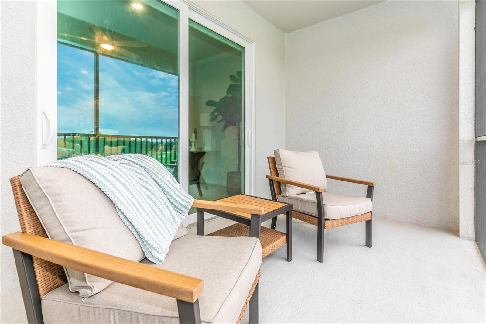 WELLEN PARK GOLF & COUNTRY CLUB - Residential Lease