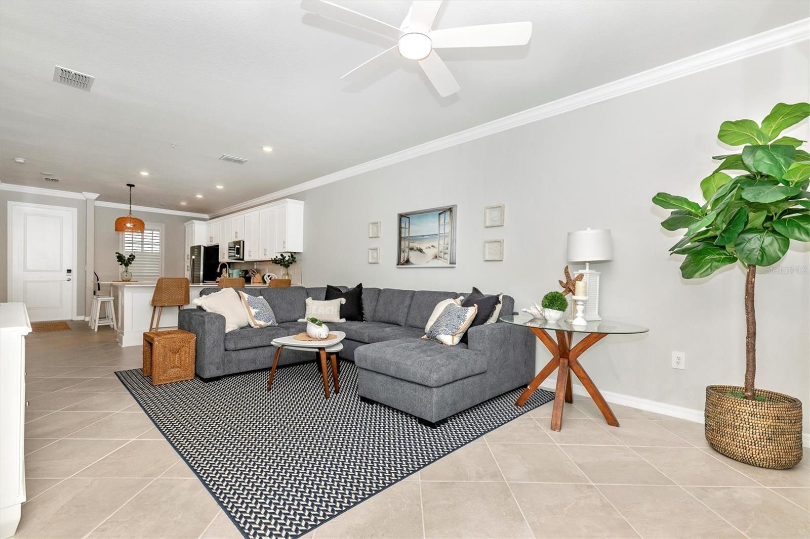 WELLEN PARK GOLF & COUNTRY CLUB - Residential Lease